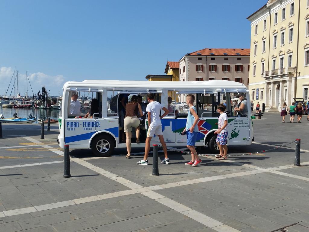 Amarru Apartments Piran Exterior photo